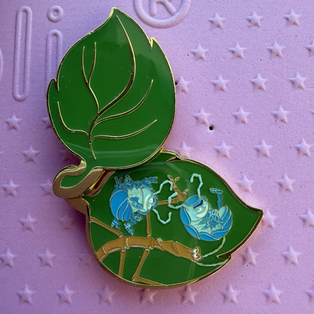 Disney Loungefly Pixar A Bugs Life Character Leaf Hinged Pin Tuck and Roll Slim